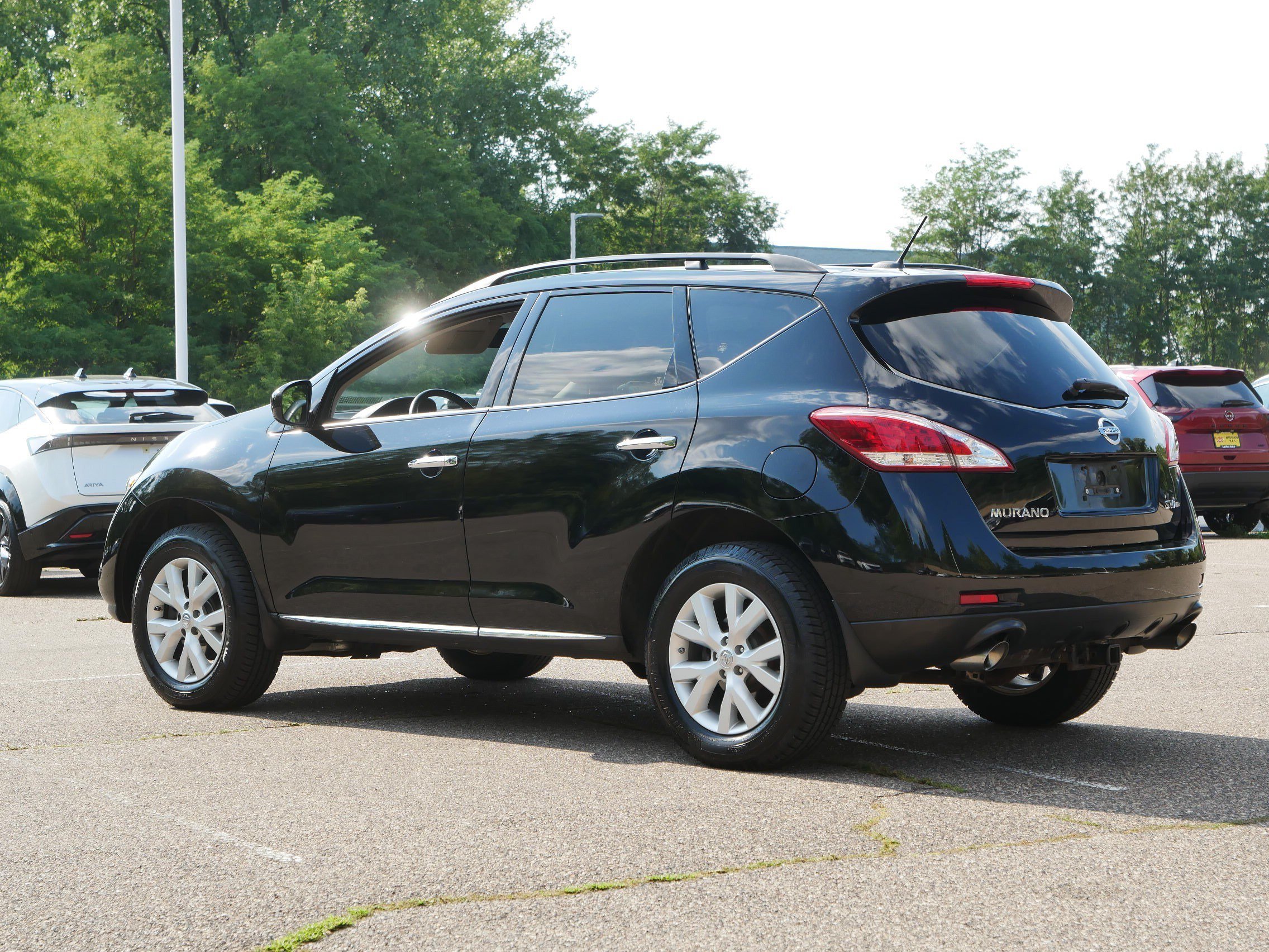Used 2014 Super Black Nissan SV image 5