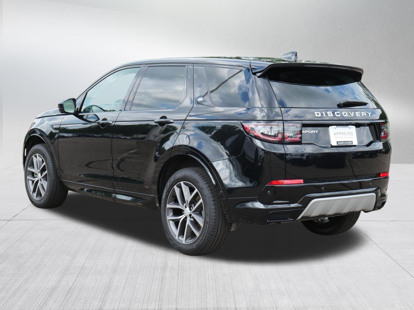 Certified Used 2025 Santorini Black Metallic Land Rover S image 3
