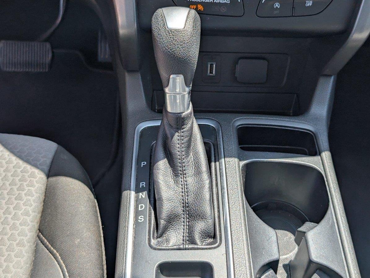Used 2017 Ingot Silver Ford SE image 24