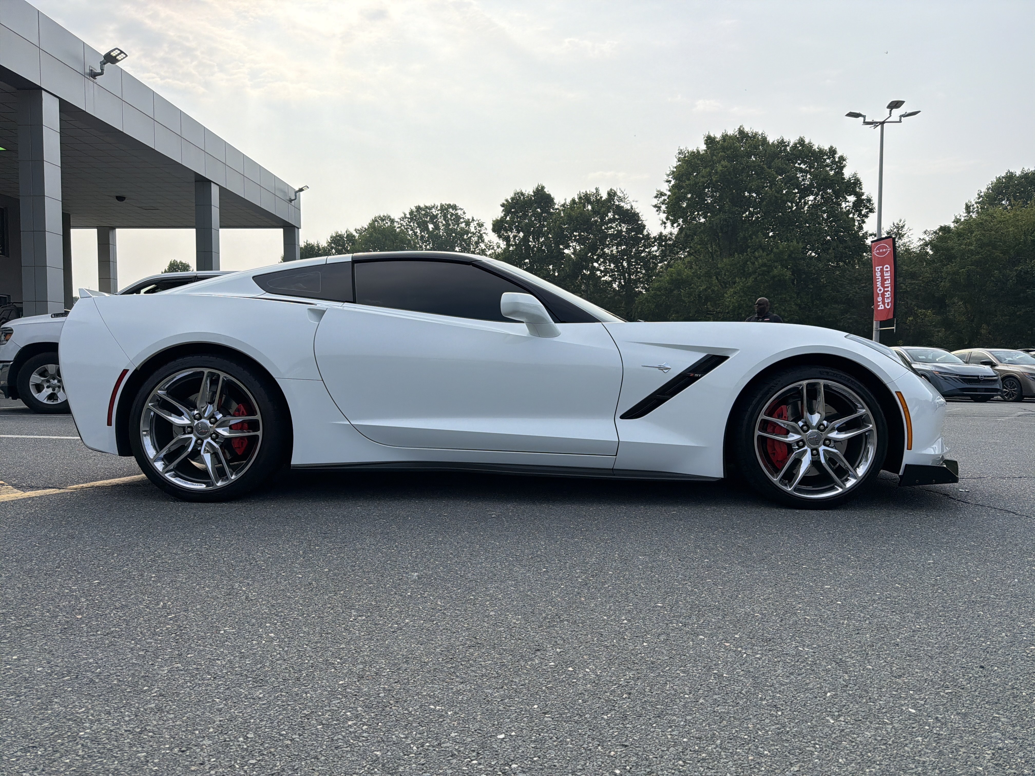 Used 2015 Arctic White Chevrolet Z51 2LT image 6