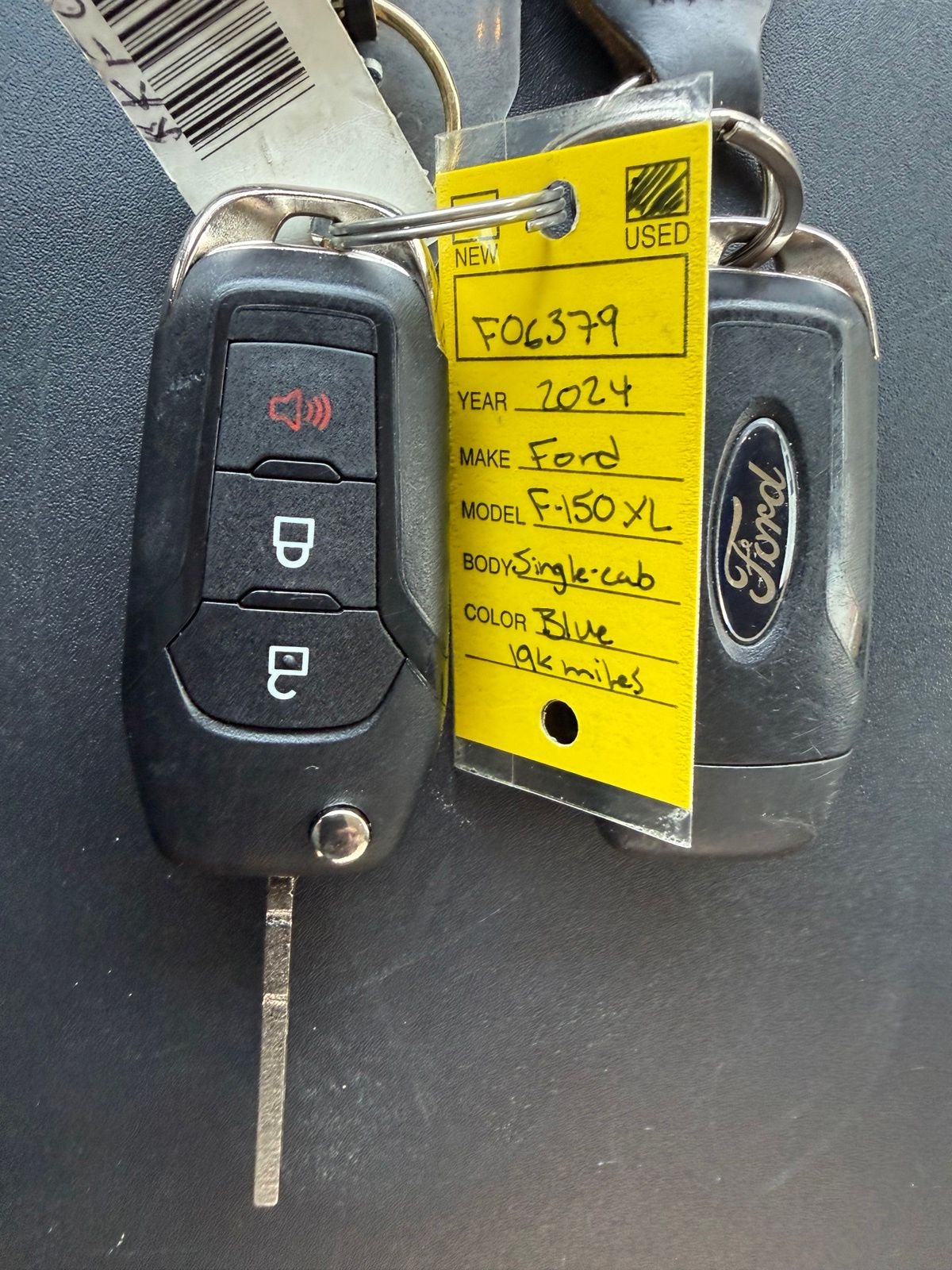 Used 2024 Blue Ford XL image 13