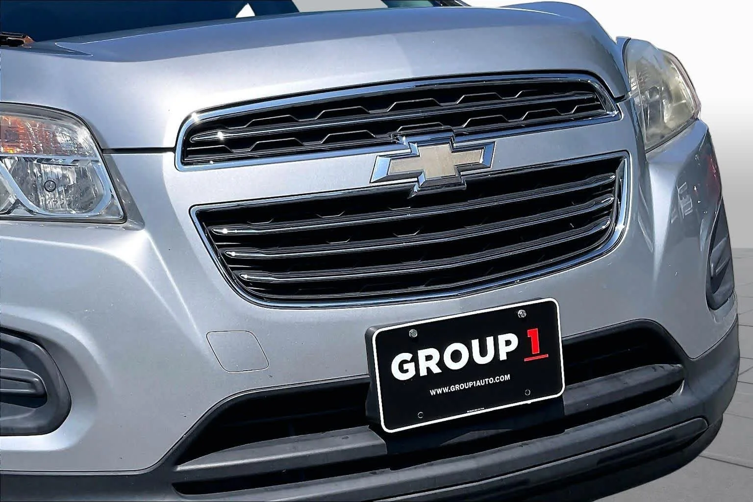 Used 2016 Silver Ice Metallic Chevrolet LS image 29