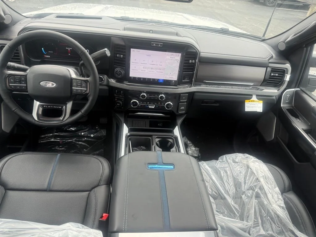 New 2026 Star White Metallic Tri-Coat Ford F-250® Platinum® image 52
