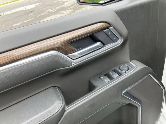 2025 Chevrolet Silverado 1500 LT - Photo 22