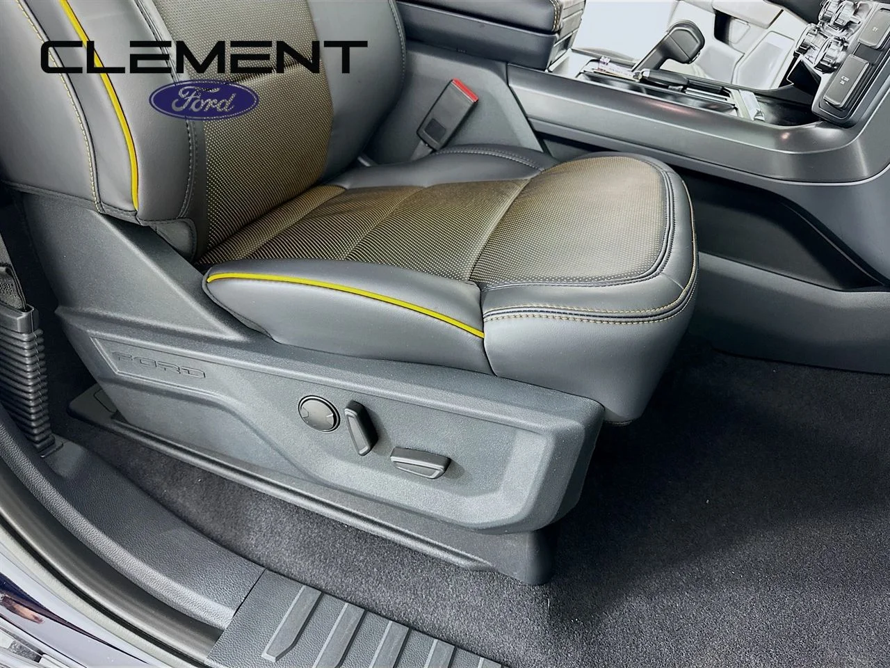 New 2026 Antimatter Blue Metallic Ford Tremor® image 32