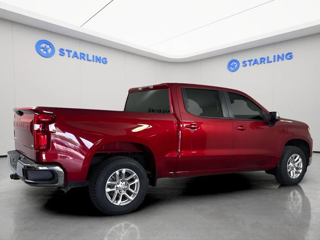 Used 2022 Cherry Red Tintcoat Chevrolet LT image 10