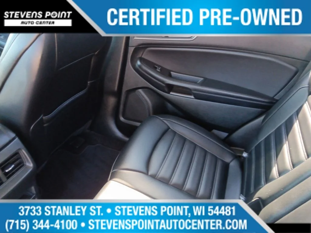 Used 2023 Rapid Red Metallic Tinted Clearcoat Ford SEL image 30