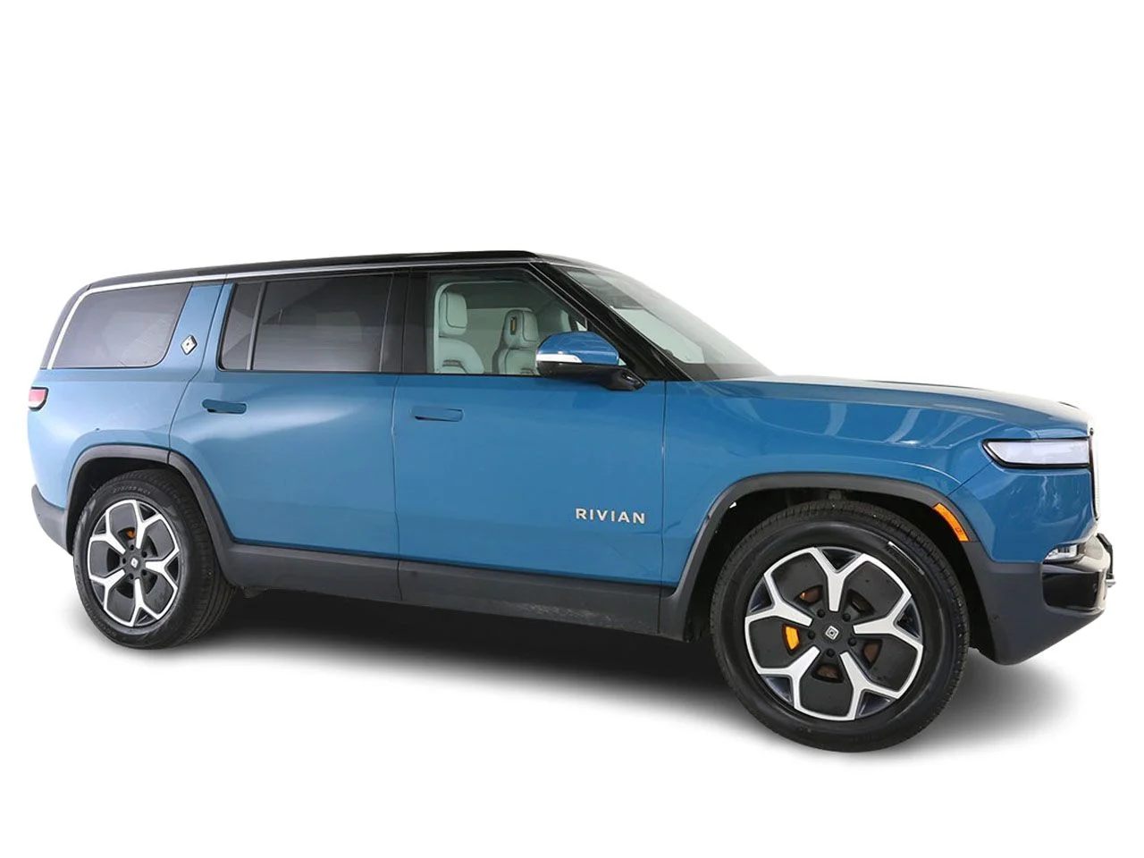 Used 2024 Blue Rivian Adventure image 12