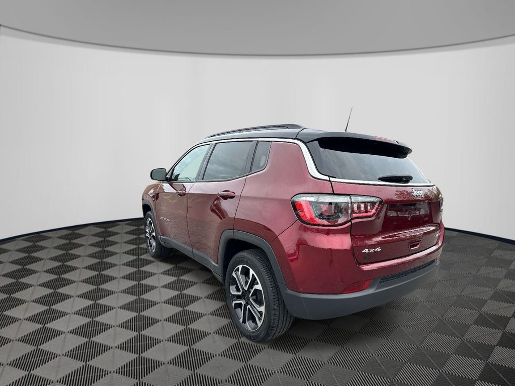 Used 2022 Red Jeep Limited image 4