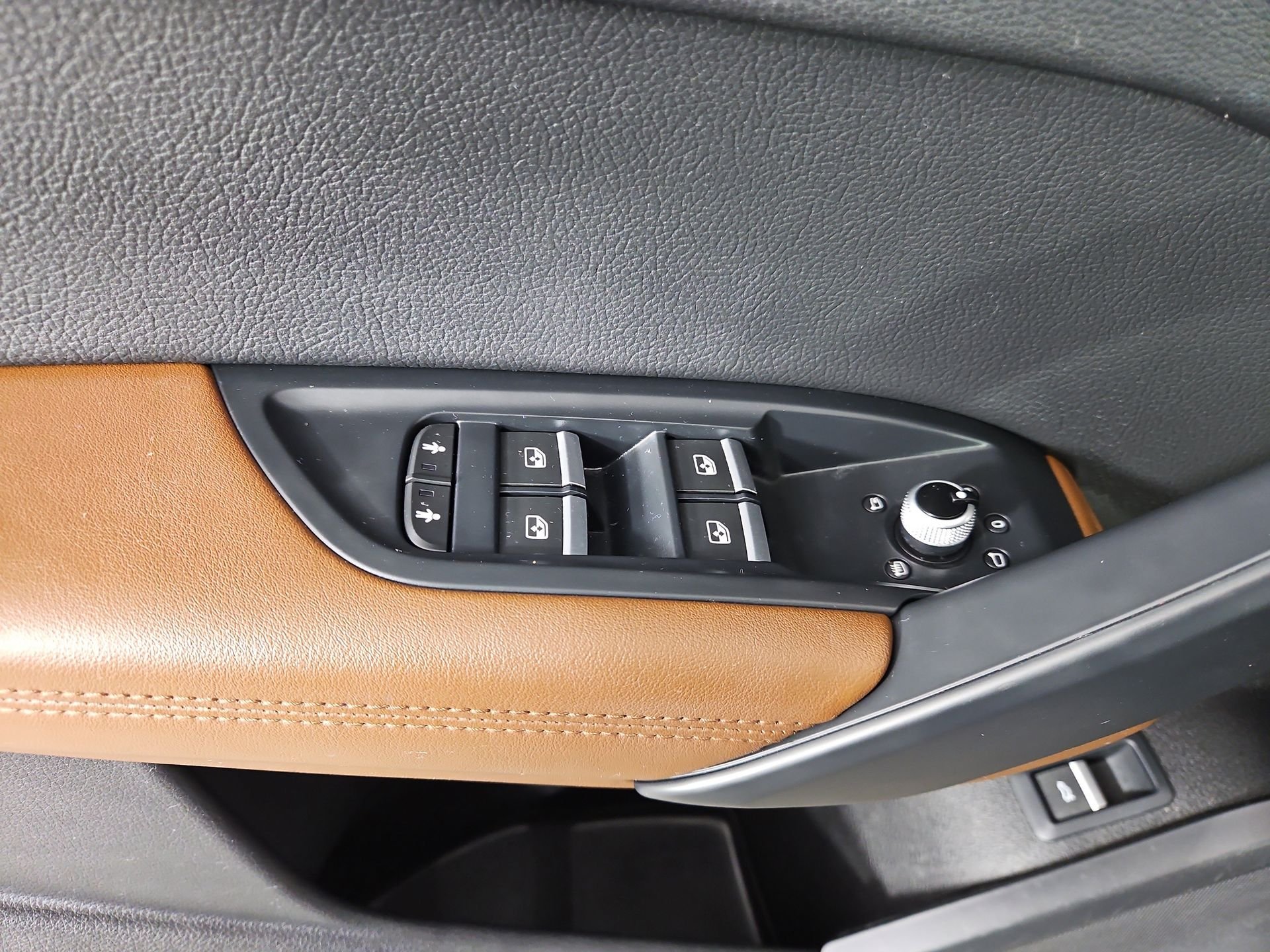 Used 2020 Black Audi 45 Premium Plus image 17