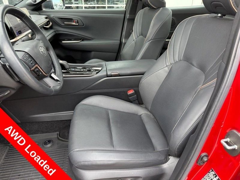 Used 2024 Black Toyota Platinum image 16