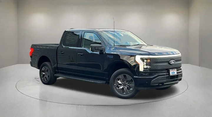 2025 Ford F-150 Lightning