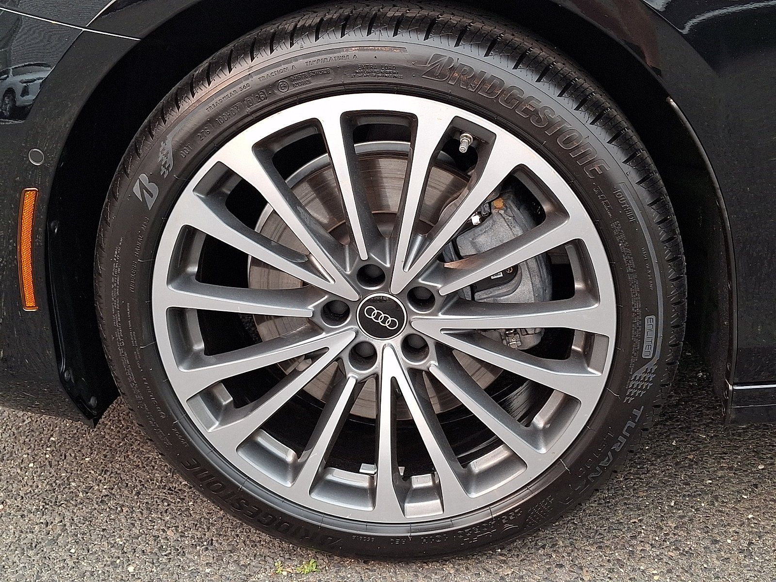 Used 2026 Mythos Black Metallic   0E0e Audi Premium image 8