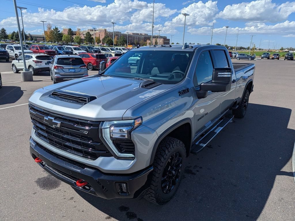 2026 Chevrolet Silverado 3500HD LTZ - Photo 6
