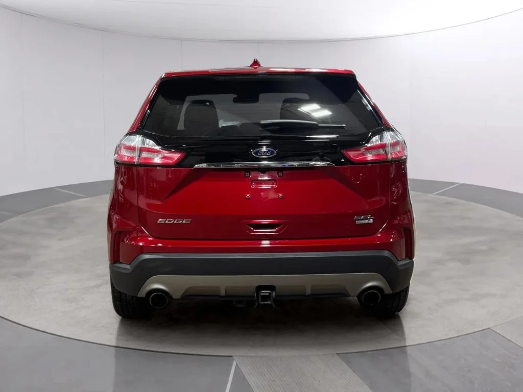 Used 2020 Rapid Red Metallic Tinted Clearcoat Ford SEL image 4