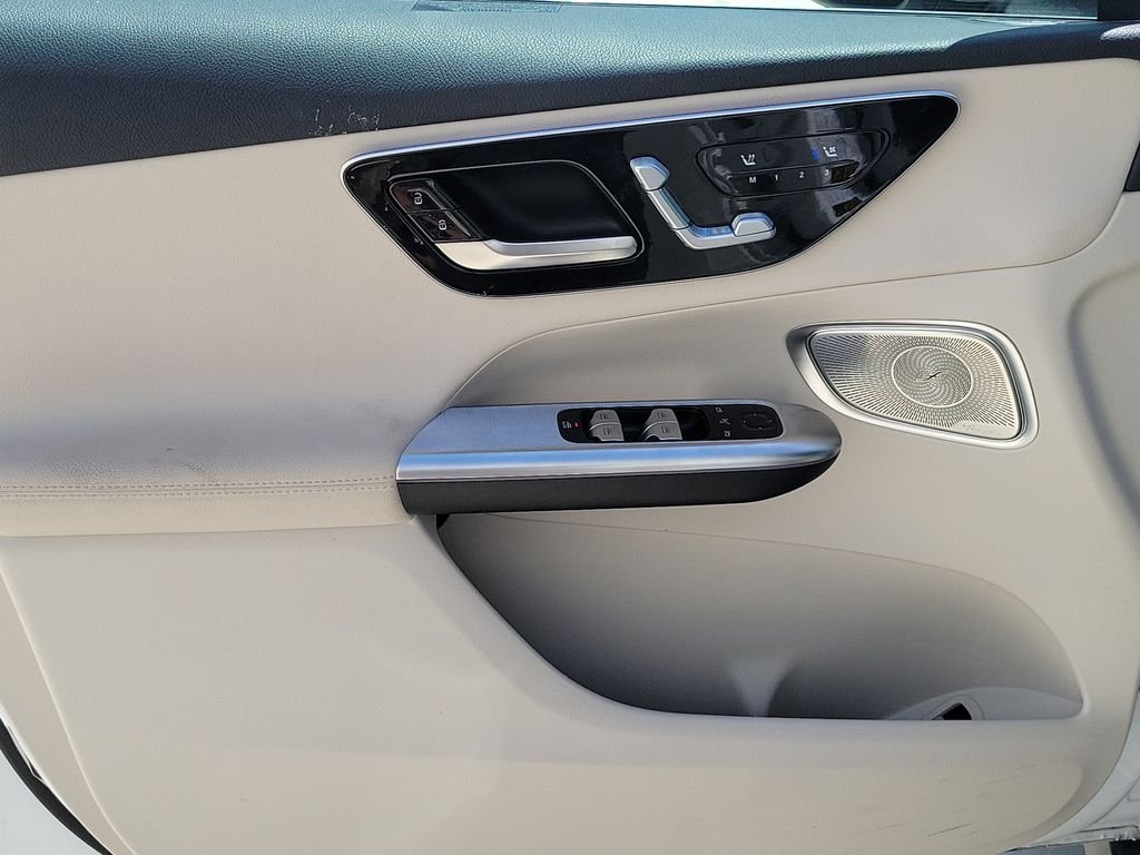 Certified Used 2026 White Mercedes-Benz GLC 300 image 18
