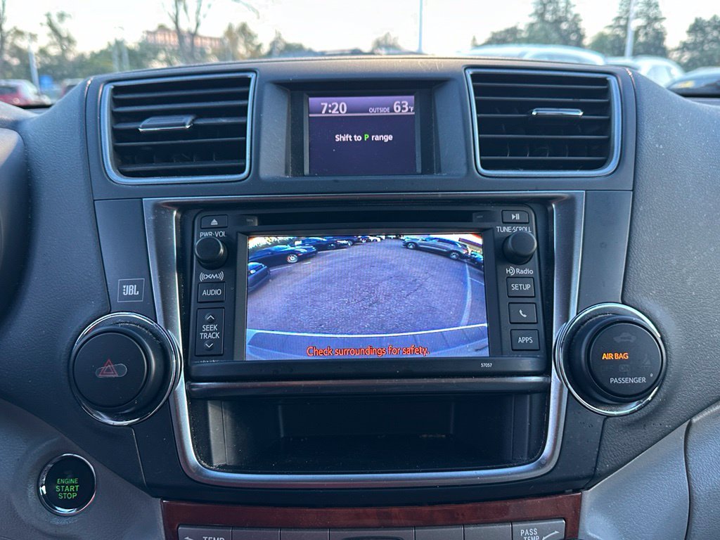 Used 2013 Silver Toyota Limited image 13
