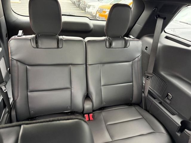 New 2026 Rapid Red Metallic Tinted Clearcoat Ford ST-Line image 6