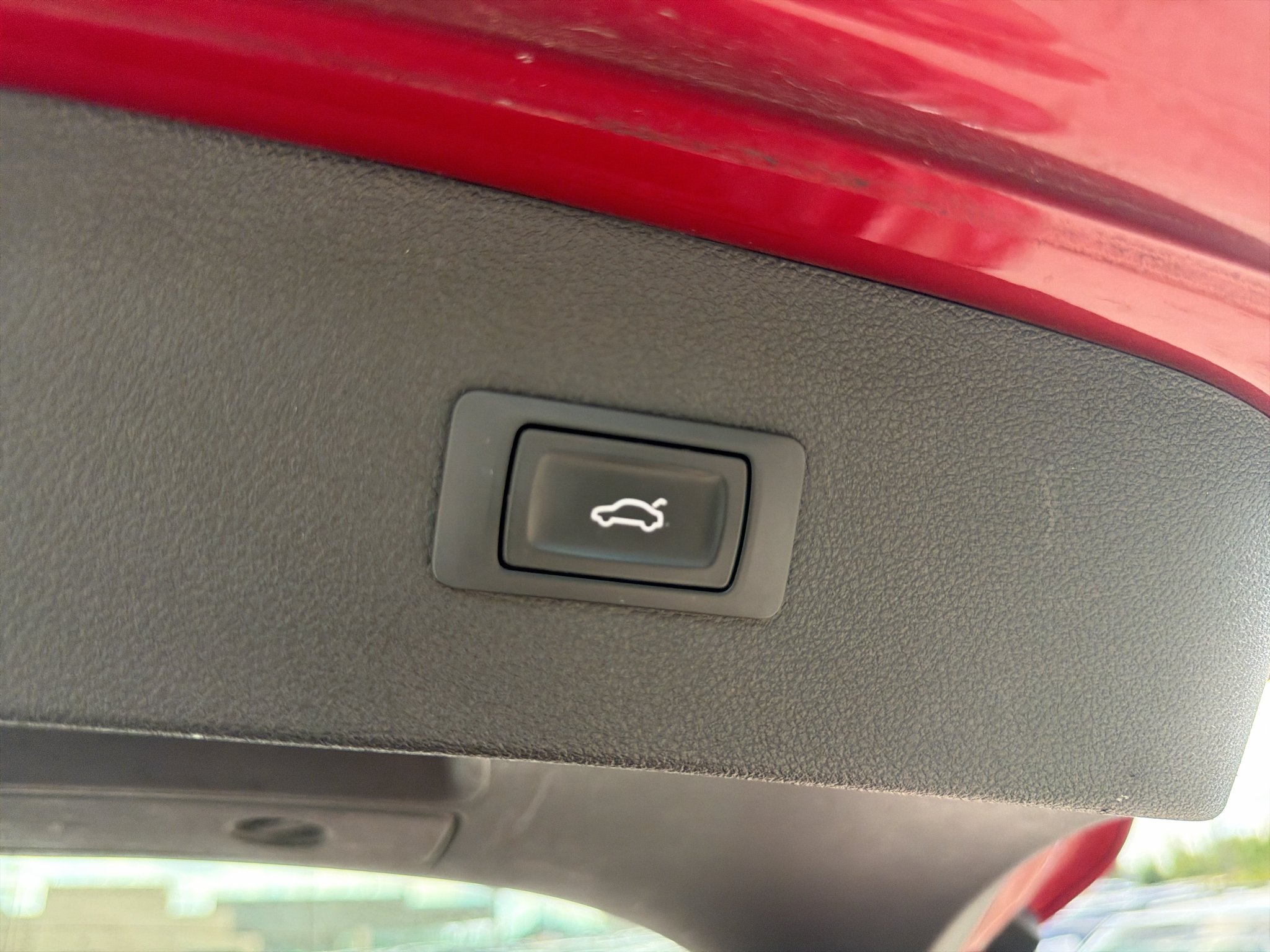 Used 2013 Garnet Red Pearl Effect Audi 3.0 Premium Plus image 32