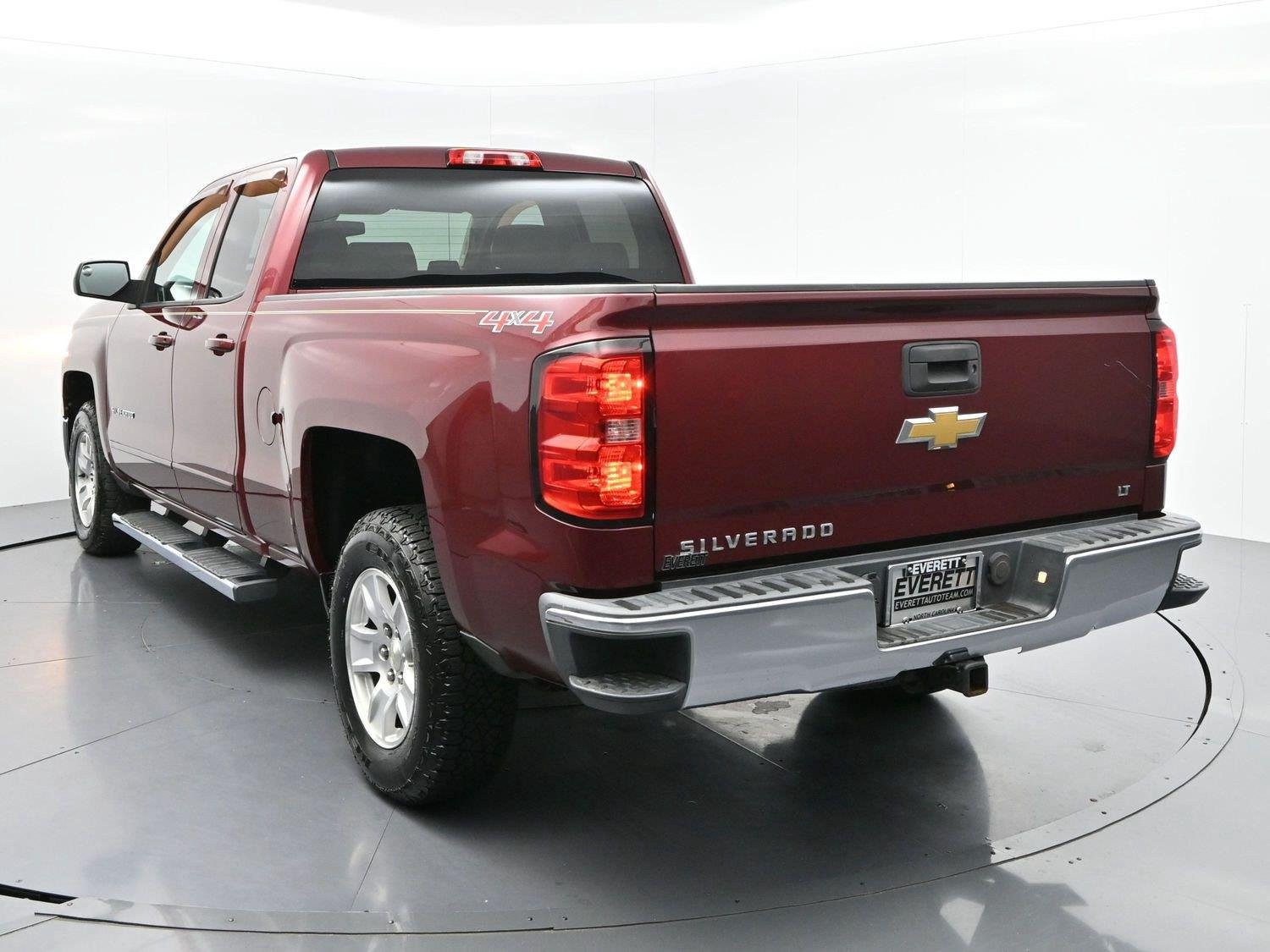 Used 2015 DEEP RUBY METALLIC Chevrolet LT image 6