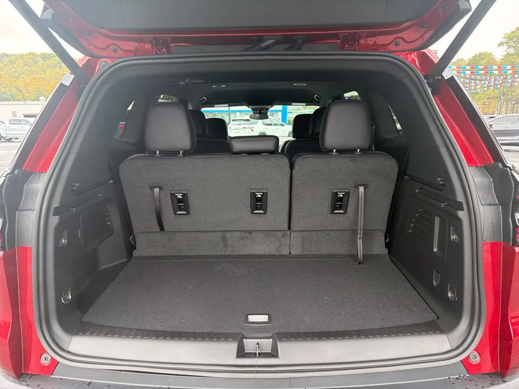 2027 GMC Acadia Elevation - Photo 17