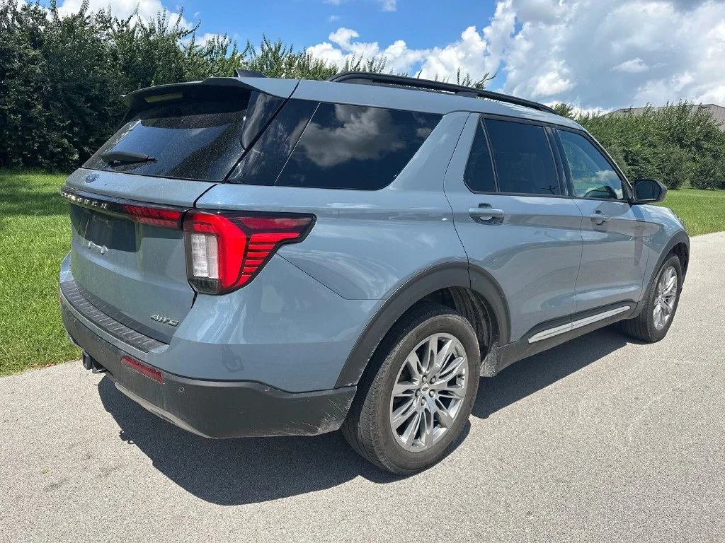 Used 2025 Blue Ford Active image 16