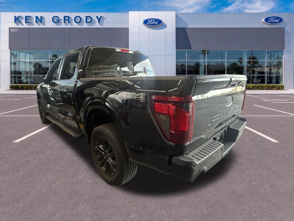 Used 2024 Black Ford XLT image 5