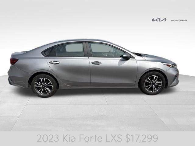 Certified Used 2023 Steel Gray Kia LXS image 9