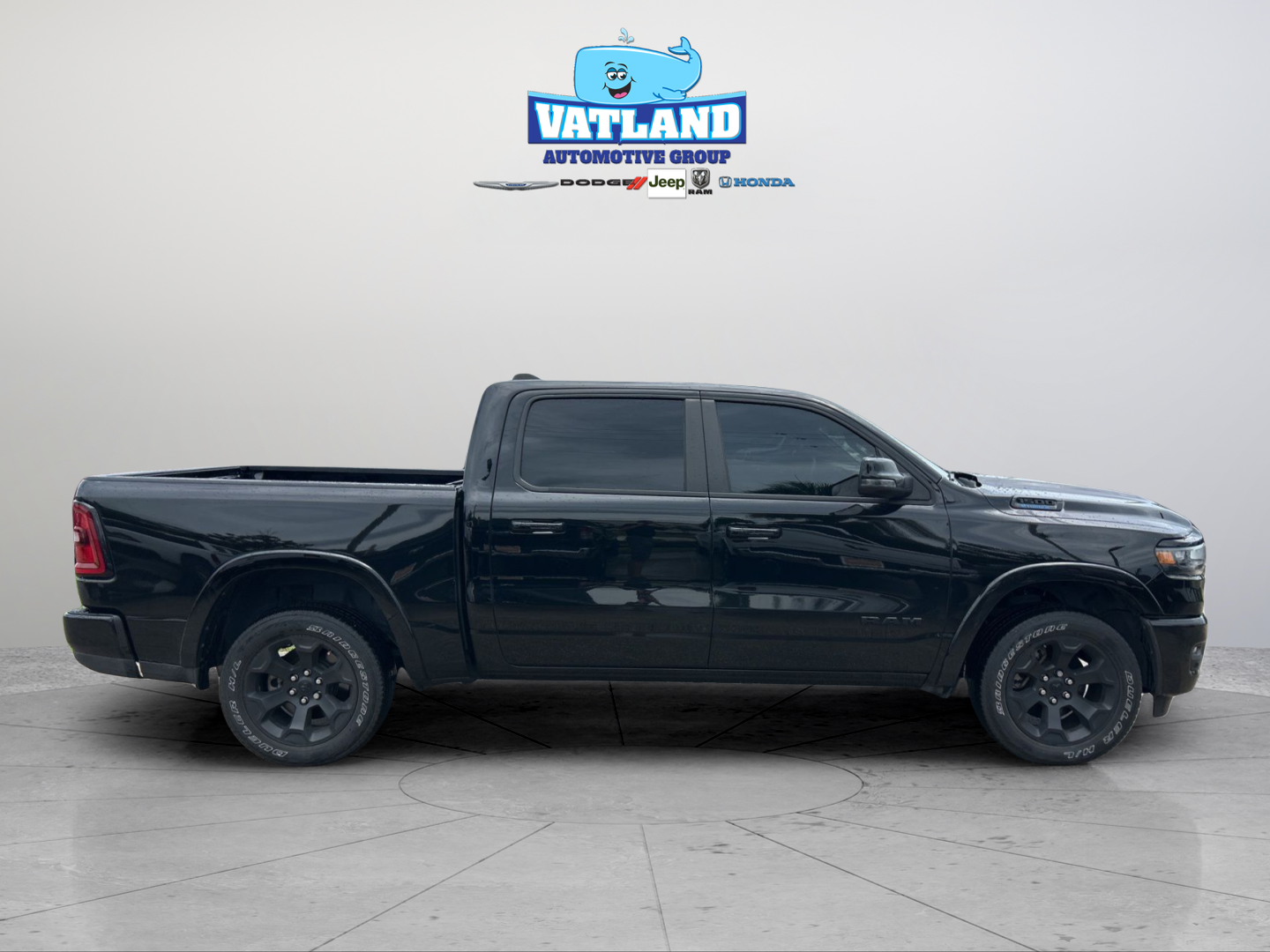 Certified Used 2025 Black Ram Big Horn/Lone Star image 9