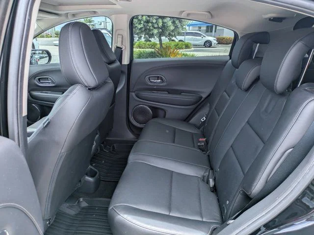 2021 Honda HR-V EX-L - Photo 13