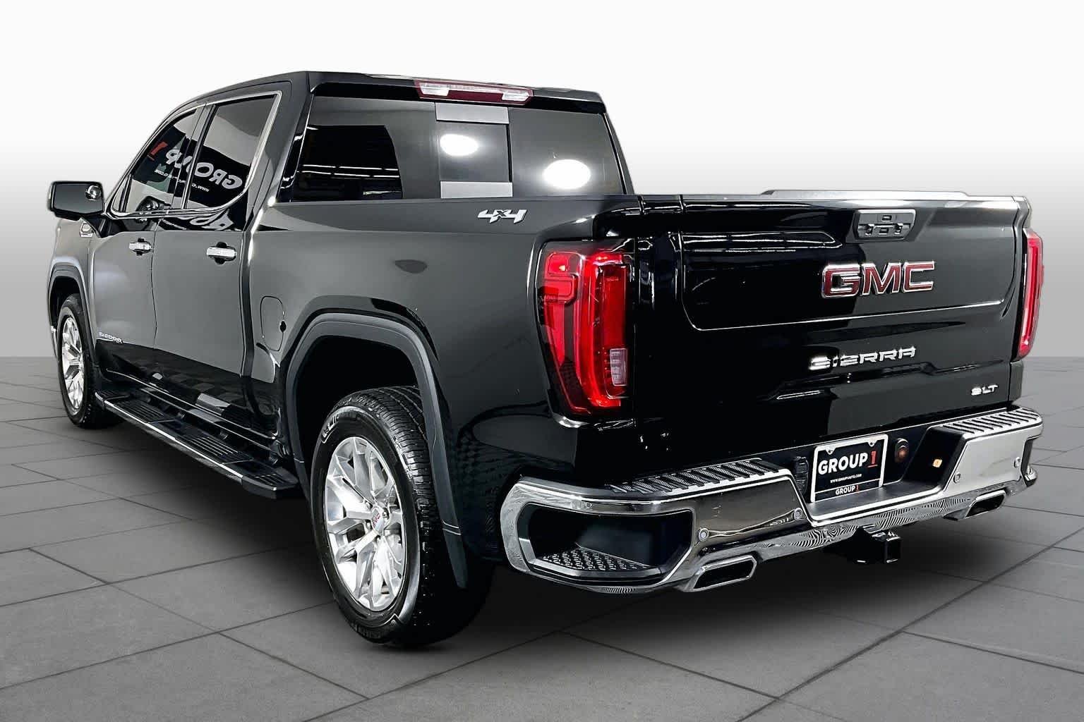 Used 2022 Onyx Black GMC SLT image 12