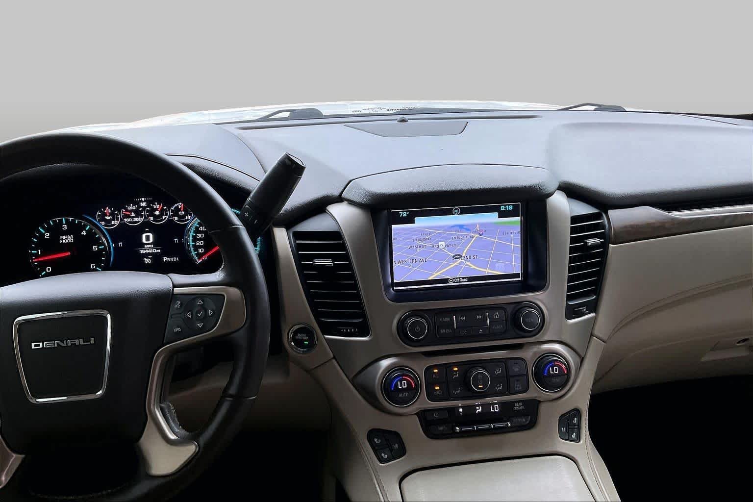 Used 2018 WHITE FROST TRICOAT GMC Denali image 7