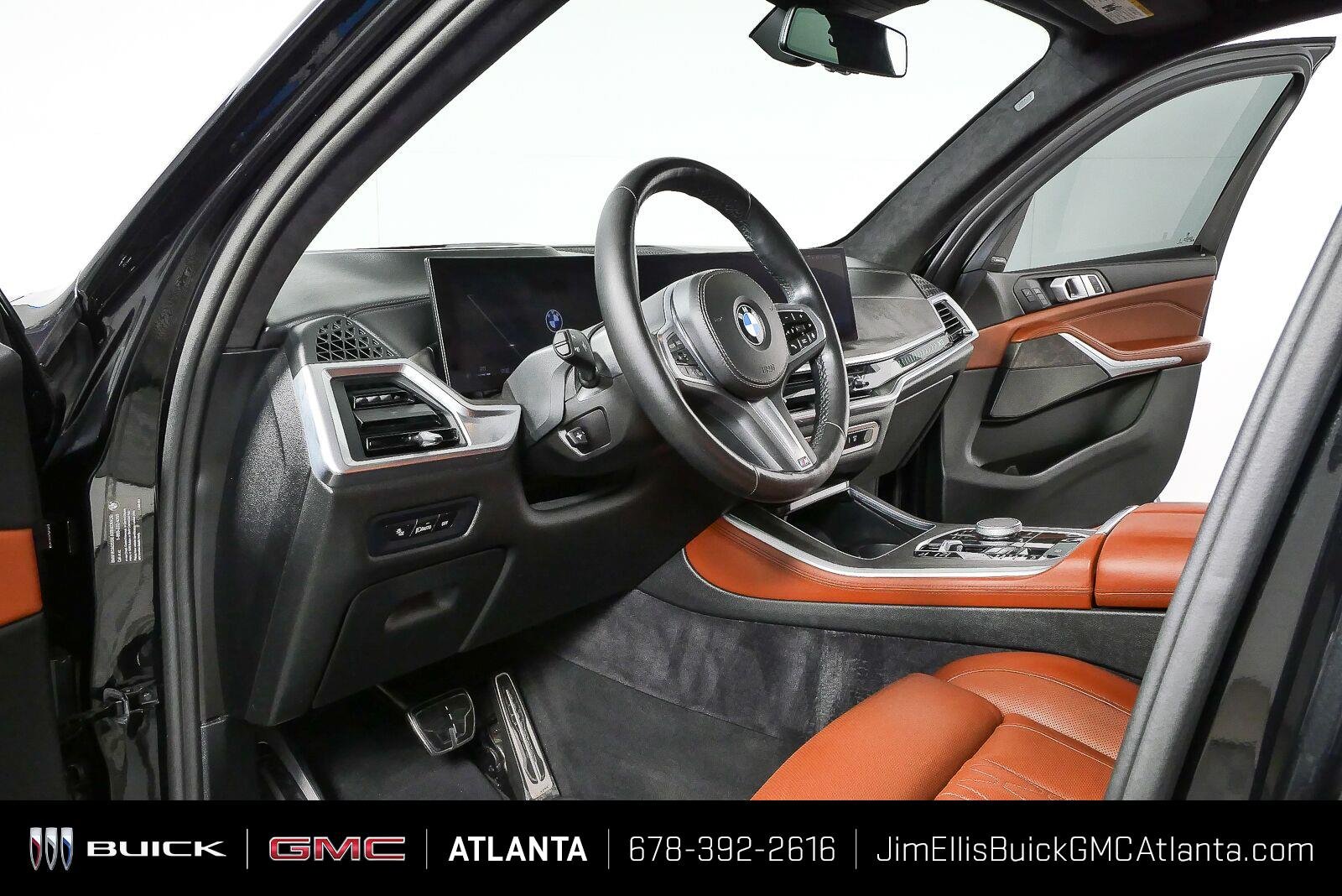 Used 2024 Black Sapphire Metallic BMW xDrive40i image 4