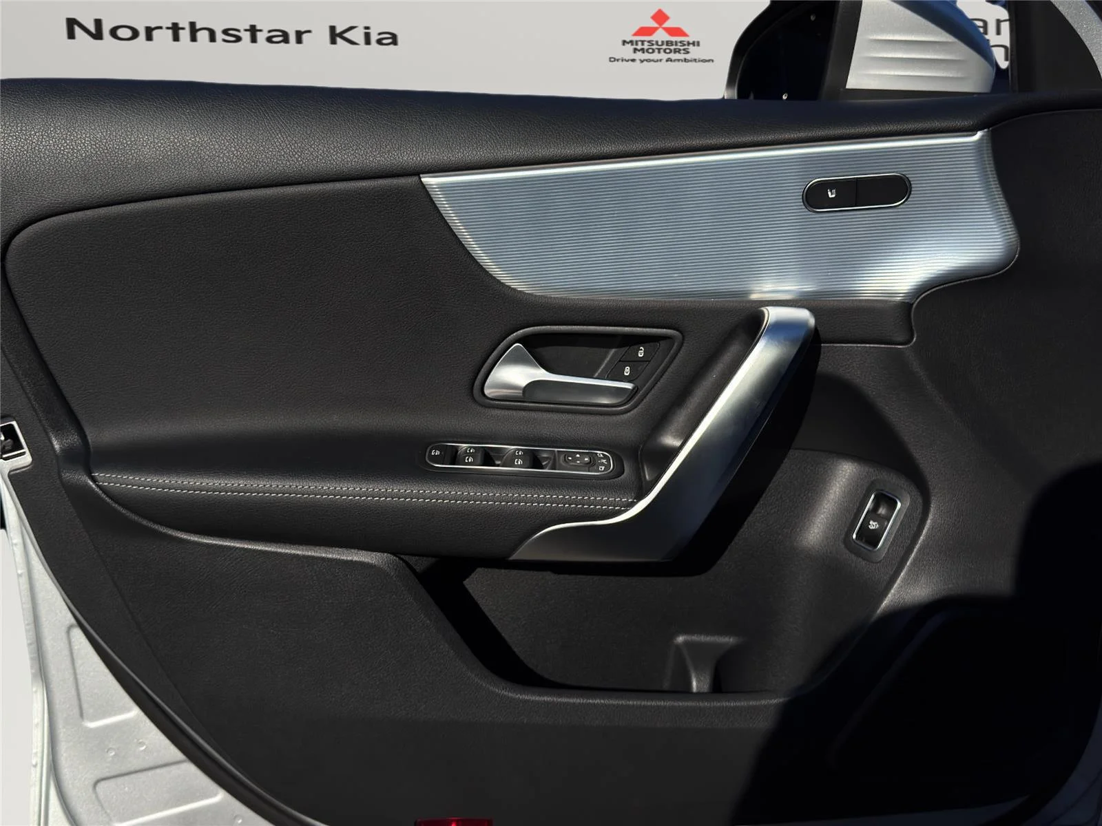 Used 2022 Iridium Silver Metallic Mercedes-Benz A 220 image 25