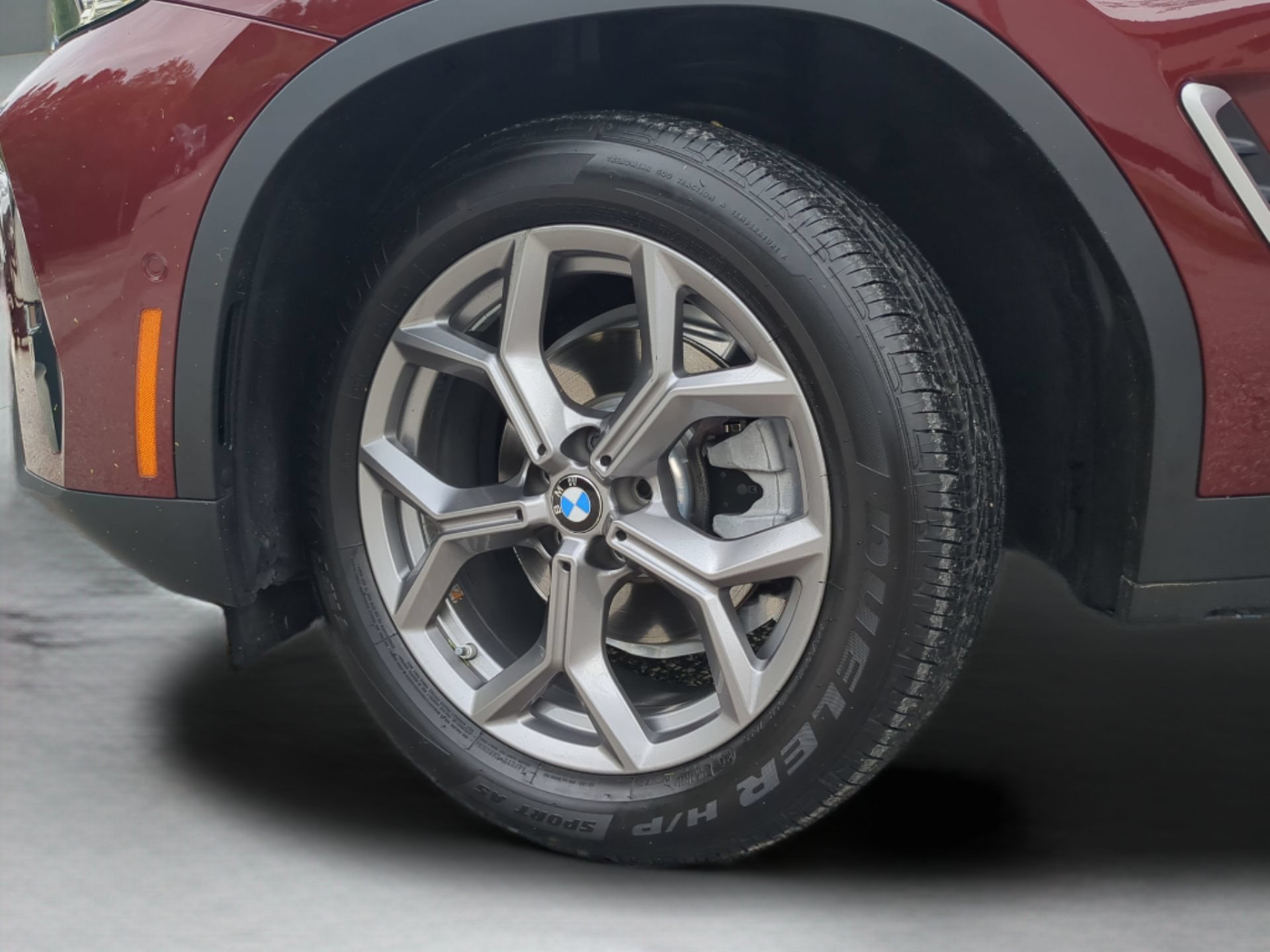 Used 2024 Aventurin Red Metallic BMW sDrive30i image 70