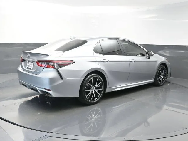 Used 2021 Silver Toyota SE image 7