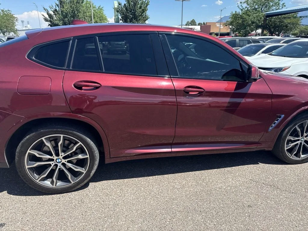Used 2022 Red BMW xDrive30i image 20