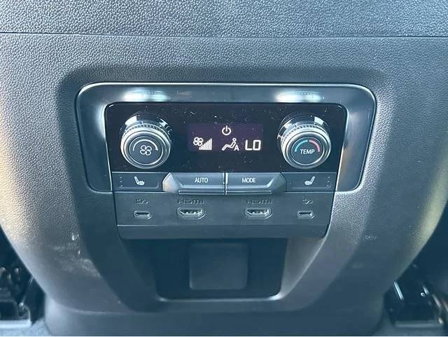 2026 GMC Yukon Elevation - Photo 8