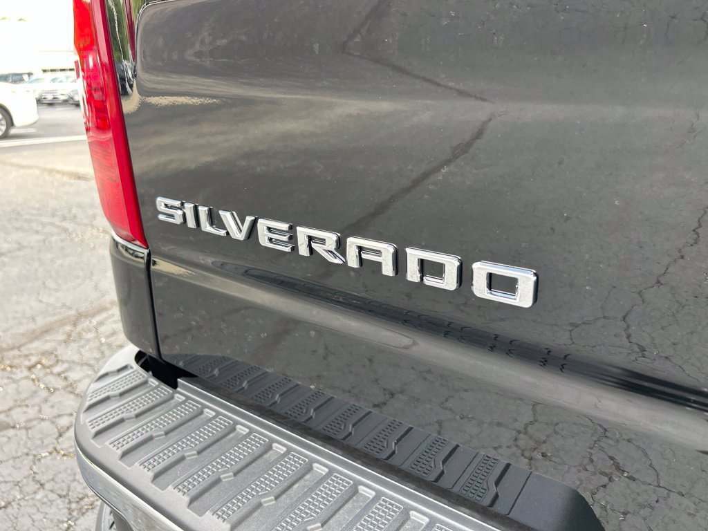 2026 Chevrolet Silverado 1500 LT - Photo 14