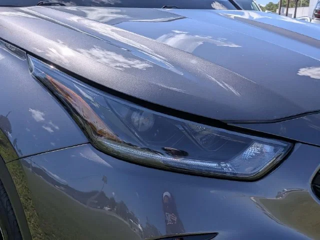 Used 2021 Magnetic Gray M Toyota XSE image 9