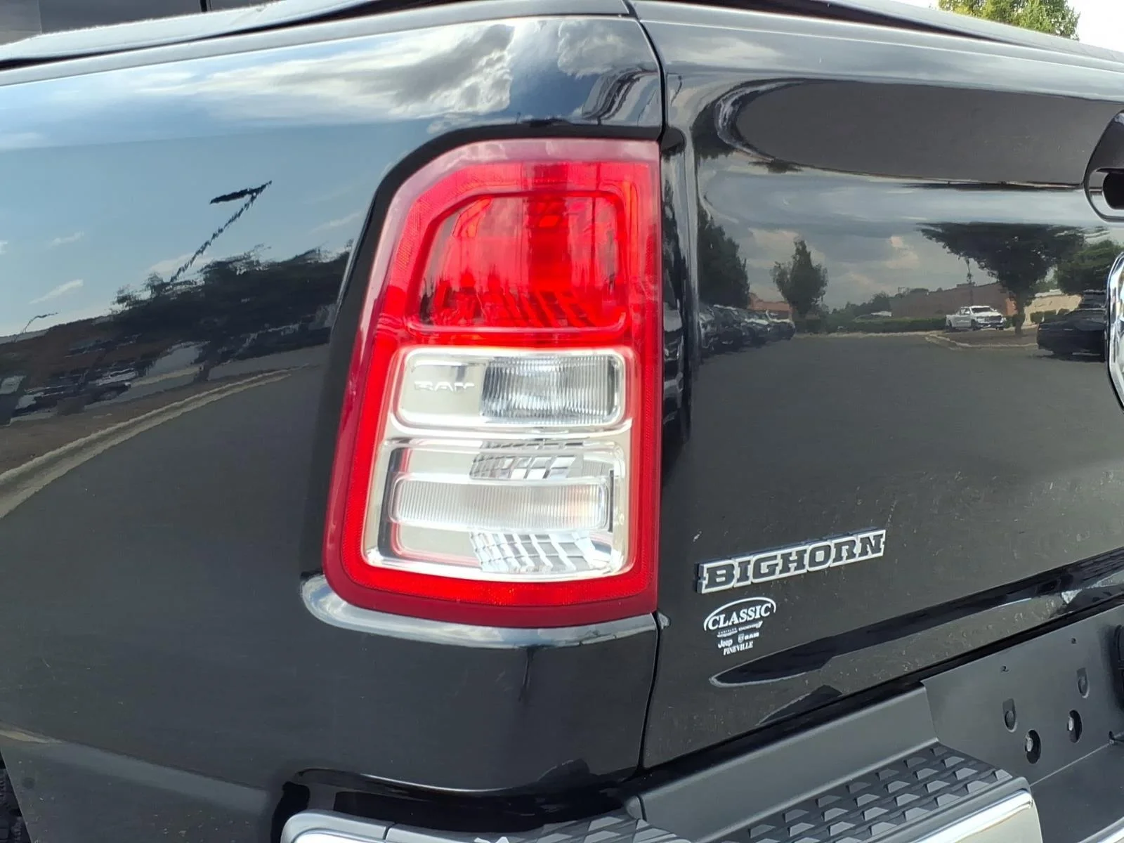 Used 2020 Diamond Black Crystal Pearlcoat Ram Big Horn image 17