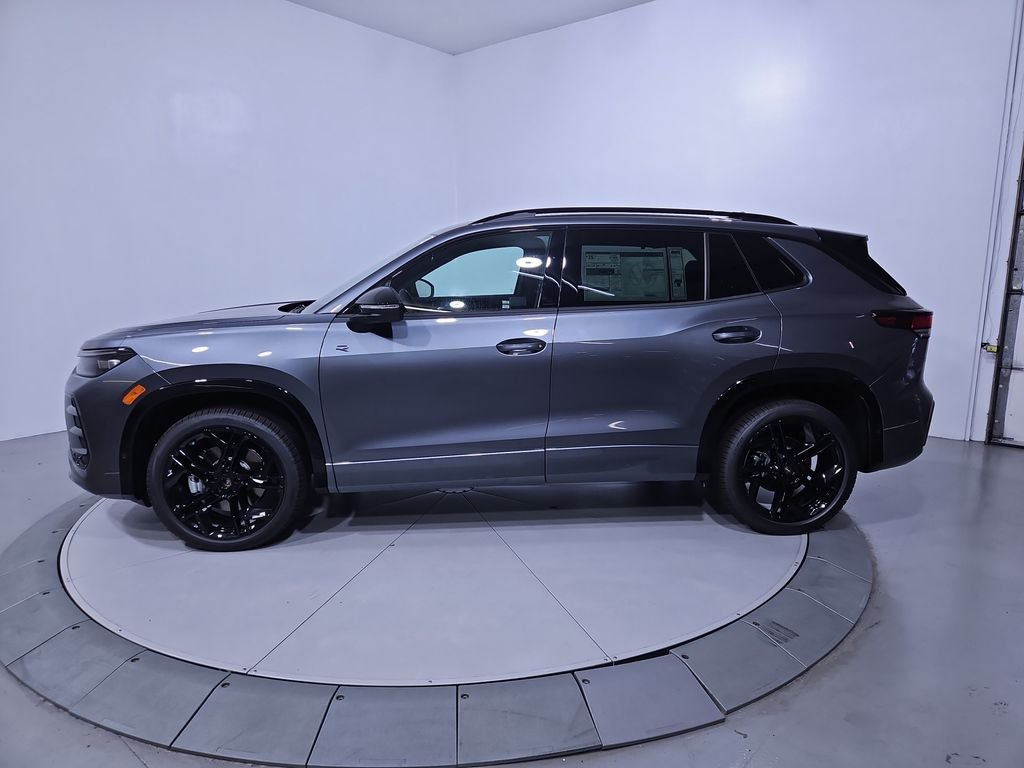 2025 Volkswagen Tiguan SE R-Line Black photo 2