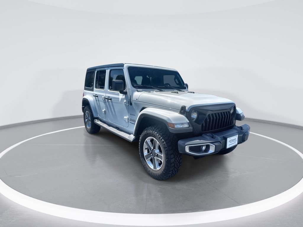 Used 2020 White Jeep Unlimited Sahara image 2