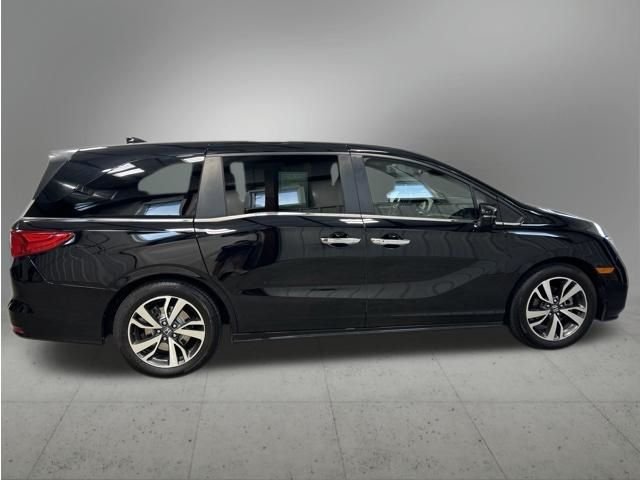 Certified Used 2023 Crystal Black Pearl Honda Touring image 7
