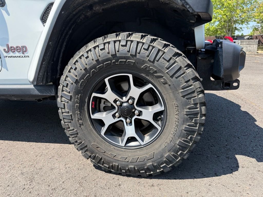 Used 2023 Bright White Clearcoat Jeep Rubicon image 21