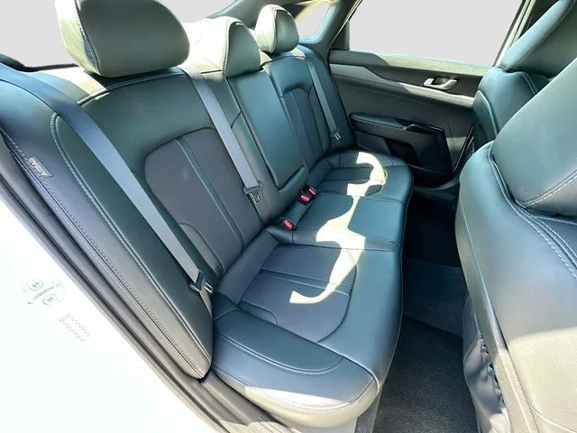 Used 2024 White Kia GT-Line image 26