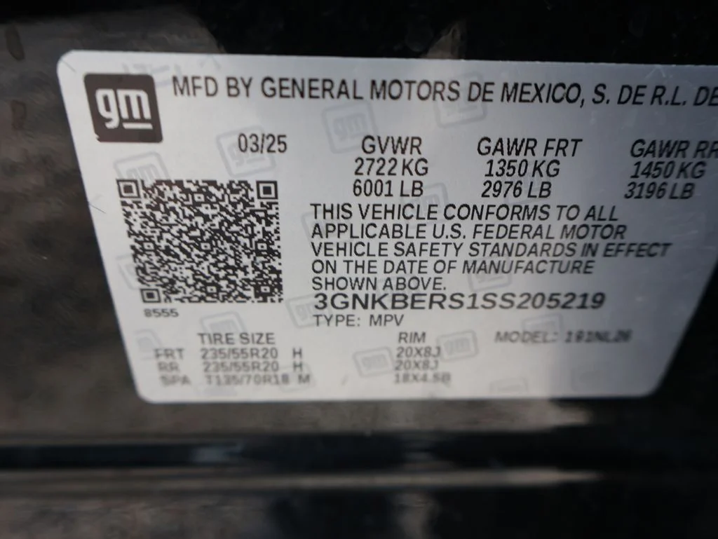 Used 2025 Black Chevrolet RS image 40