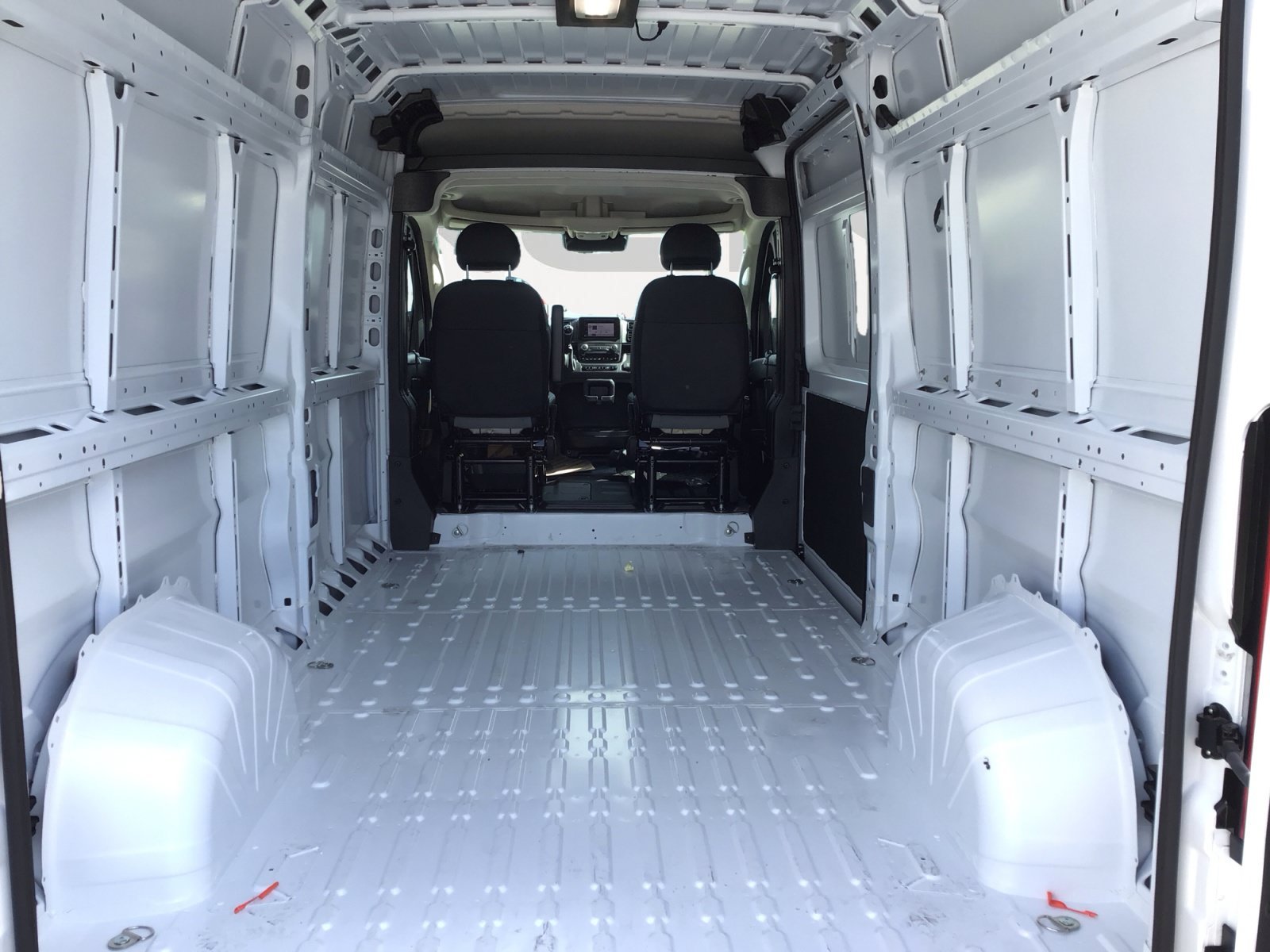 New 2026 Bright White Clearcoat RAM Tradesman image 12