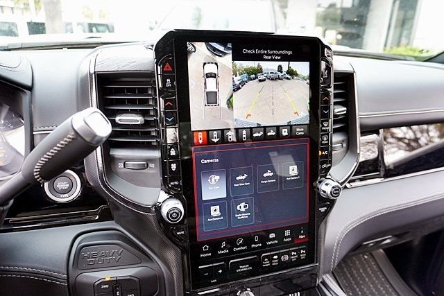 New 2026 Ceramic Gray Clear-Coat Exterior Paint RAM Limited image 37