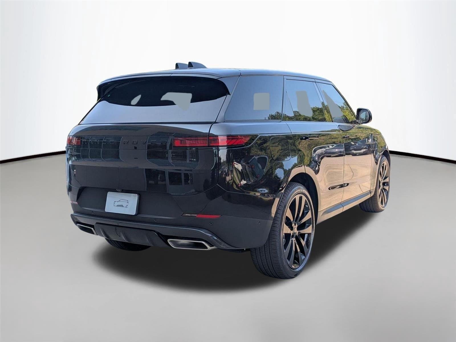 New 2026 Santorini Black Land Rover SE image 5